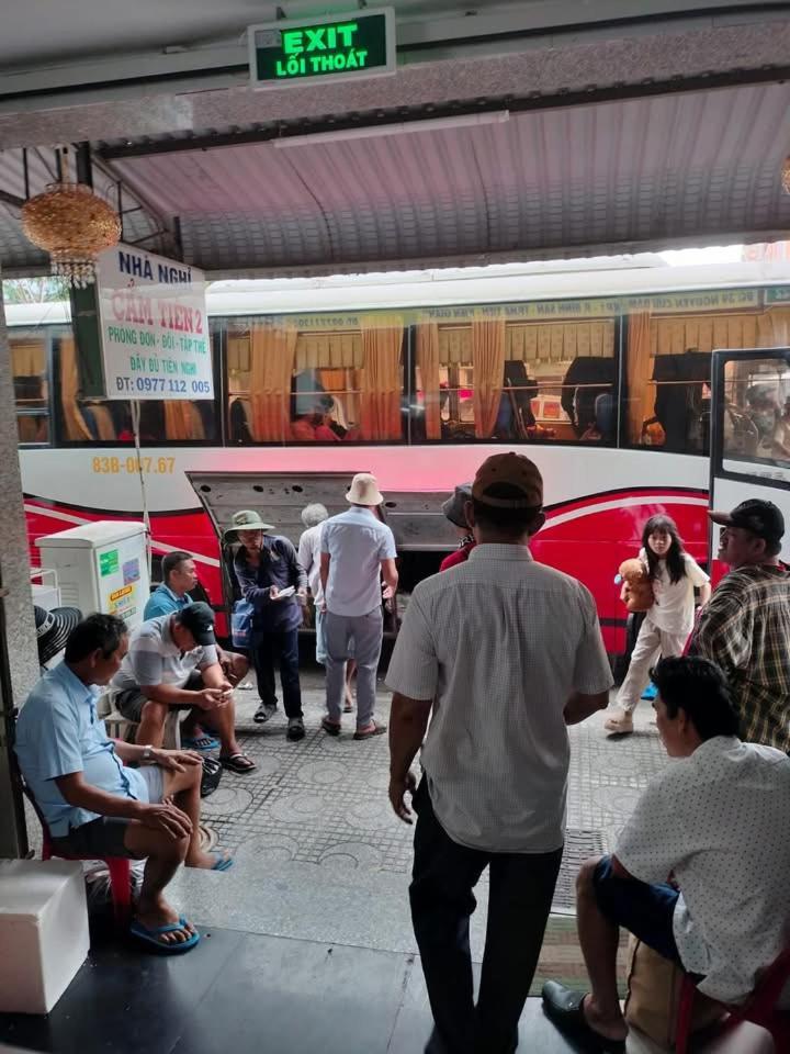 Nha Nghi Cam Tien 2 Hostel Hà Tiên Buitenkant foto