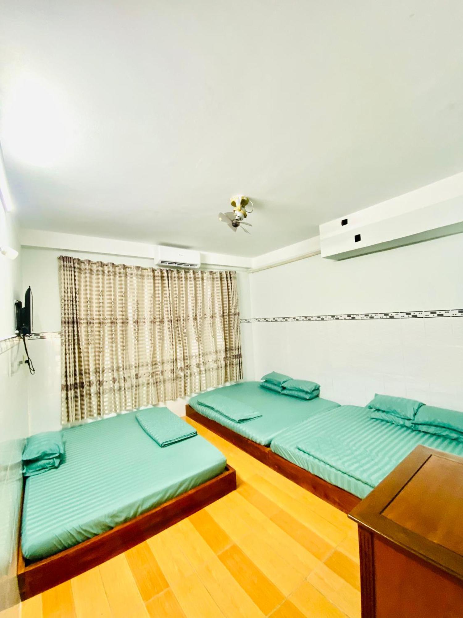 Nha Nghi Cam Tien 2 Hostel Hà Tiên Buitenkant foto
